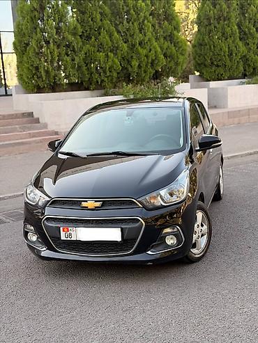 Продажа авто: Chevrolet Spark: 2016 г., 1 л, Вариатор, Бензин, Хэтчбэк — 2