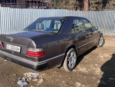 Mercedes-Benz: Mercedes-Benz E-Class: 1990 г., 2.3 л, Механика, Бензин, Седан — 5