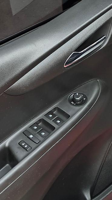 cdi 2 2: Chevrolet Spark: 2017 г., Автомат, Бензин, Хэтчбэк — 10