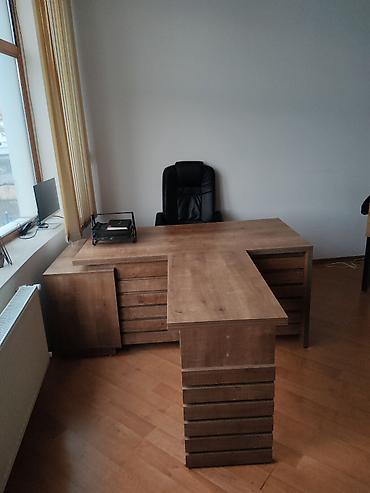 Ofis mebeli: Ofis mebel dəsti təcili satılır, 2 günə ofisdən çıxarılmalıdır. Demək — 9