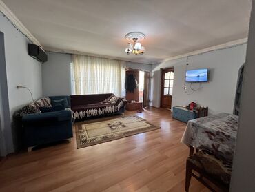 bineqedide heyet evlerinin satisi: Binəqədi qəs. 3 otaqlı, 70 kv. m, Təmirsiz