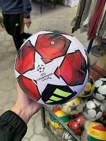 Футбольный мяч UEFA Champions League, размер 5. - Яркий дизайн со