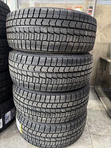 winter: Шины 235 / 45 / R 18, Зима, Новый, Комплект, Легковые, Япония, Dunlop — 1