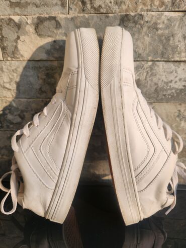 Patike: Patike, veličina - 44 na lalafo.rs — 4 Patike: Patike, veličina - 44 — 4