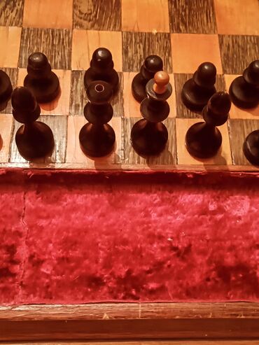 Şahmatlar: Taxta şahmat dəsti – qutulu, əl işinə bənzər klassik model — 6