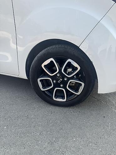 капот на ешку: Kia Ray: 2020 г., Автомат, Бензин, Хэтчбэк — 5