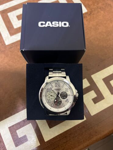 Qol saatları: Qol saatı, Casio, rəng - Gümüşü