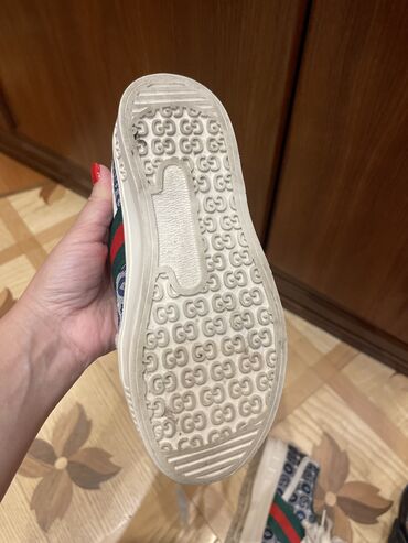 Uşaq ayaqqabıları: 32 razmer,yaxshi veziyyetde -da lalafo.az — 19 Uşaq ayaqqabıları: 32 razmer,yaxshi veziyyetde — 19