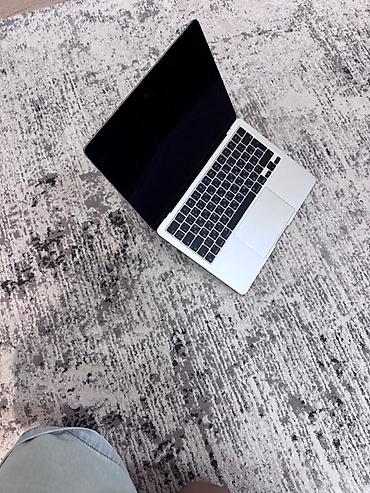 macbook pro m3: İşlənmiş Apple MacBook, 13.5 ", Apple M2, 256 GB, Ünvandan götürmə — 1