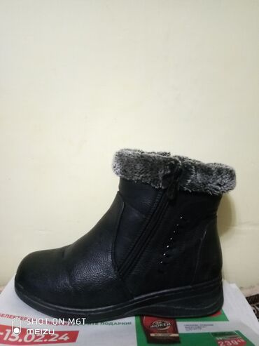 обувь зимние: Сапоги, 40, цвет - Черный