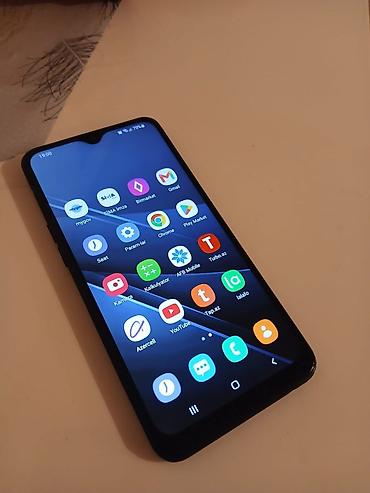 iphone 11 pro max 128gb: Samsung Galaxy A10, 32 GB, rəng - Qara, İki sim kartlı — 1