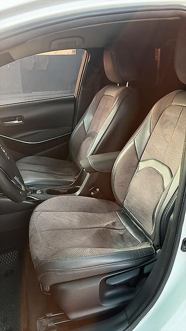 camri 40: Toyota Corolla: 2022 г., 1.8 л, Автомат, Бензин, Седан — 5