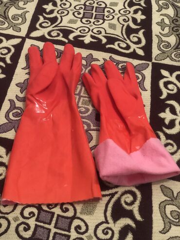 женские длинные перчатки: Удлиненные мужские и женские перчатки с флисовым подкладом идеальны