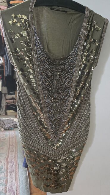 perla obuca beograd: Roberto Cavalli S (EU 36), bоја - Maslinasto zelena, Večernji, maturski, Kratkih rukava