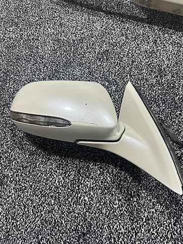 Внешнее зеркало заднего вида для автомобиля Honda inspire UC1 at lalafo.kg Внешнее зеркало заднего вида для автомобиля Honda inspire UC1