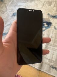 paltaryuyan sumqayıt: IPhone Xs, 64 GB, Jet Black