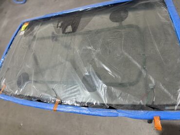 Стекла и комплектующие: Стекло Лобовое Toyota, Оригинал — 22