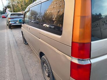 бампер на степвагон: Honda Stepwgn: 2001 г., 2 л, Автомат, Бензин, Минивэн — 5
