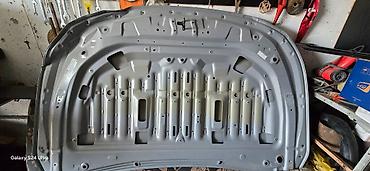 уголь на: Капот Toyota, Б/у, Оригинал — 6