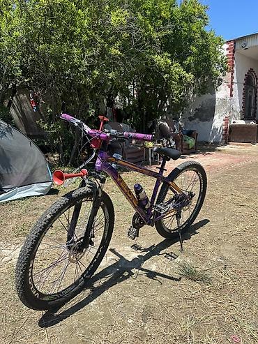 stark velo: Velone dağ velosipedi 29 Ölçü - Rəng: bənövşəyi-qara naqişli gövdə — 2
