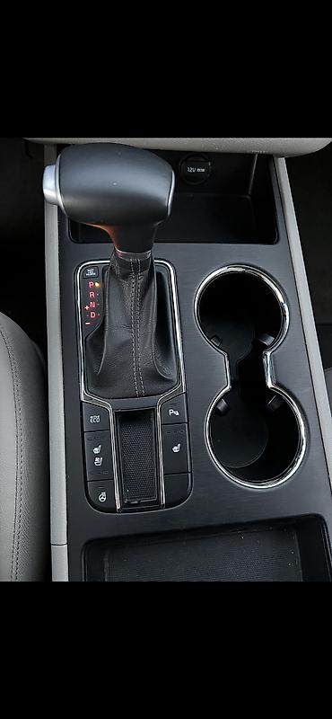 carnival: Kia Carnival: 2020 г., 2.2 л, Автомат, Дизель, Минивэн — 9