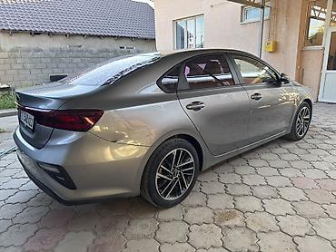 дешевые машины: Kia K3: 2019 г., 1.6 л, Вариатор, Бензин, Седан — 4