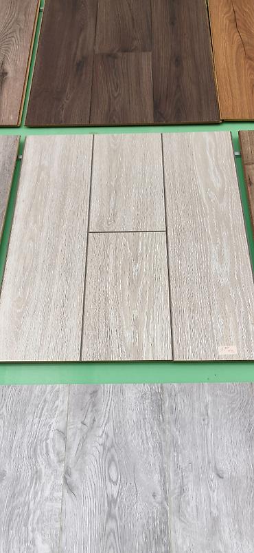dosəmə laminat: Laminat döşəmə panelləri – müxtəlif rəng və teksturalar - Material — 1