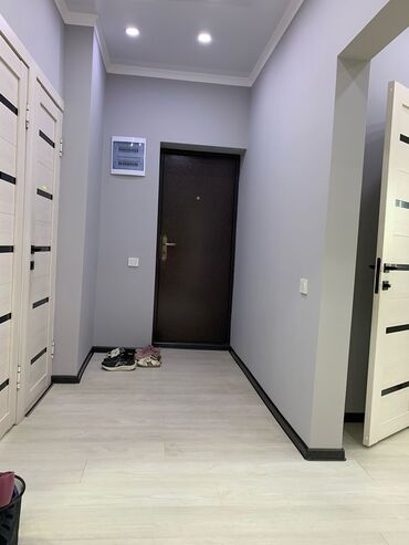 исык куль аренда: 3 бөлмө, 100 кв. м, 105-серия, 4 кабат, Дизайнердик ремонт