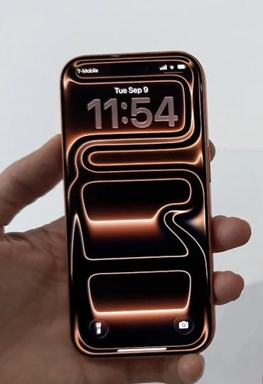 note 12 pro max: IPhone 17 Pro Max, 256 GB, Narıncı, Simsiz şarj — 2