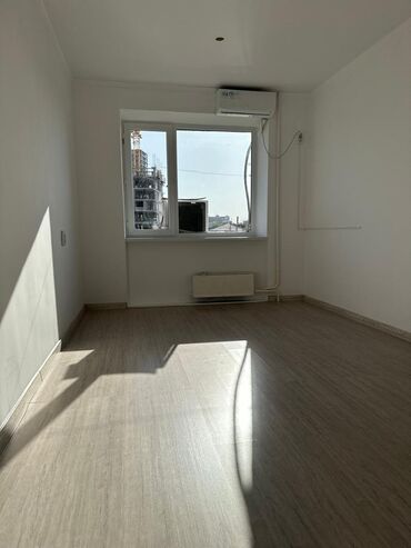 1 комнатная квартира центр: 1 комната, 14 м², Общежитие и гостиничного типа, 4 этаж, Евроремонт
