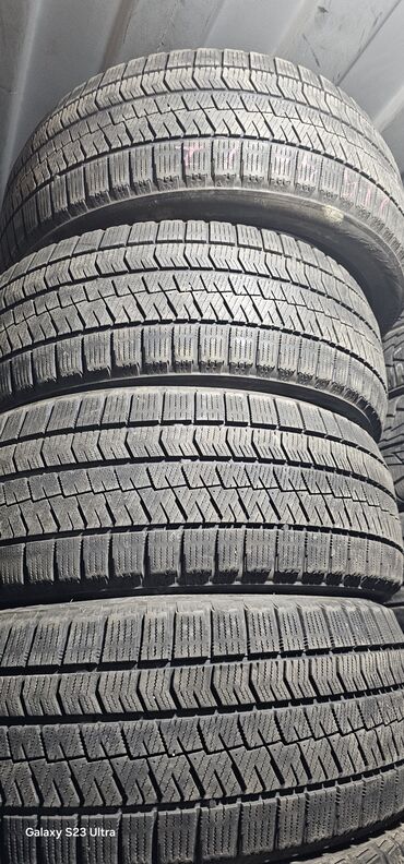 диска 2106: Шины 215 / 45 / R 17, Зима, Б/у, Комплект, Легковые, Япония, Bridgestone