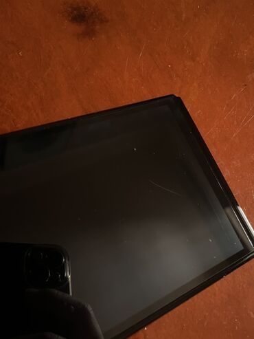 Nintendo Switch: Nintendo Switch OLED (ağ Joy‑Con) oyun konsolu Xüsusiyyətlər: - 7 — 7