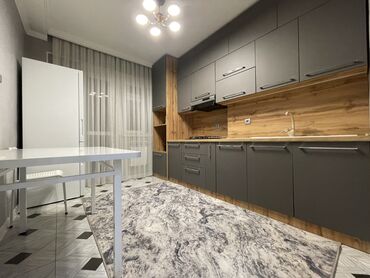 дом карпинка: 2 комнаты, 55 м², Индивидуалка, 3 этаж, Евроремонт