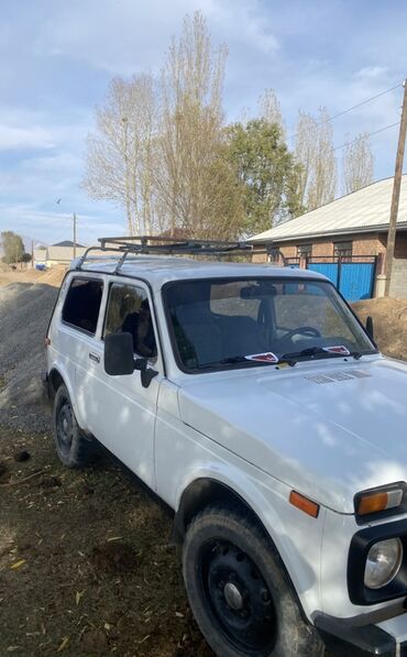 ош шина 14: ВАЗ (ЛАДА) 4x4 Niva: 2000 г., 1.7 л, Механика, Бензин, Жол тандабас