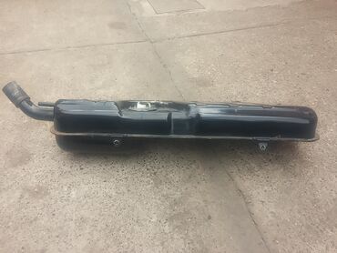 Auto delovi: Rezervoar Lada 21214i Niva 1.7i br.2. Polovno, ocuvano. Skinuto sa — 3