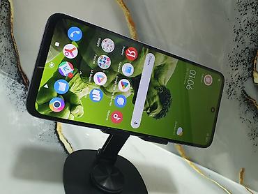 Poco M6, Б/у, 256 ГБ, цвет - Фиолетовый, 1 SIM, 2 SIM