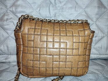 Torbe: Massimo Dutti kožna torbica Prelepa Massimo Dutti torbica, izrađena od — 6