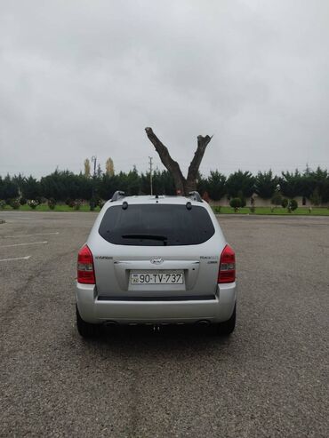 Hyundai: Hyundai Tucson: 2 l | 2007 il Ofrouder/SUV — 12