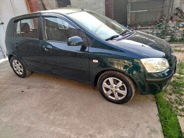 Hyundai: Hyundai Getz: 2004 г., 1.4 л, Механика, Бензин, Седан