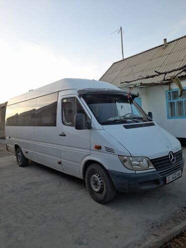 шины для бус: Mercedes-Benz Sprinter: 2004 г., 2.2 л, Механика, Дизель, Бус