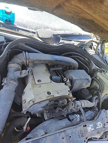 mers 212: Разбор Mercedes-Benz C‑Класс W202 (седан, серебристый). В наличии по — 3