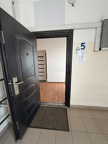 политех о2: Сдаю Офисный кабинет: 46 м², В бизнес центре, С ремонтом, С высокими потолками, Первая линия, С отдельным входом — 3
