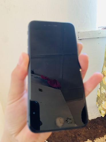 Apple iPhone: IPhone 8, 64 ГБ, Черный, Кабель — 6