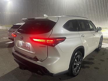 hybrid: Toyota Highlander: 2021 г., 2.5 л, Гибрид, Кроссовер — 3