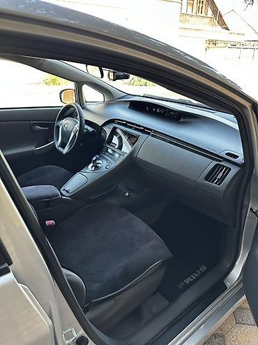 лед драйвер: Toyota Prius: 2011 г., 1.8 л, Вариатор, Гибрид, Хэтчбэк — 10