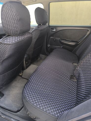 Toyota: Toyota Avensis: 2002 г., 2 л, Механика, Дизель, Универсал — 9