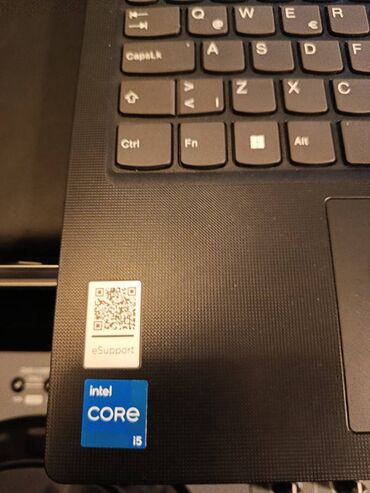 Digər musiqi alətləri: Salam 3 ay işlətmişəm, işləməyən düyməsi yoxdur, ustada olmayıb. Demək — 8