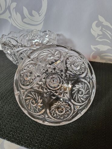 Kuhinjski setovi: Bombonijera nova kristal Zajecar 70te. Nova bombonijera,sve na njoj — 9