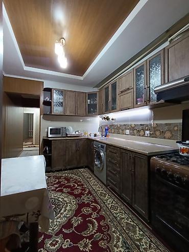 Продажа квартир: 3 комнаты, 70 м², 1 этаж — 12