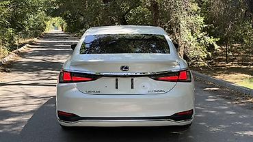 lexus: Lexus ES: 2021 г., 2.5 л, Вариатор, Гибрид, Седан — 4